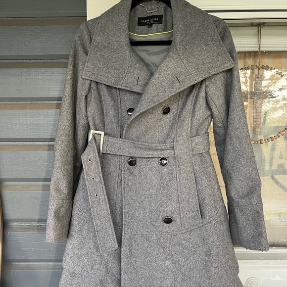 Beautiful black rivet wool blend dress coat fit and flare pea coat - Picture 1 of 6